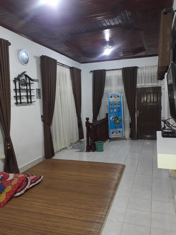 Bumimi Homestay Painan 외부 사진