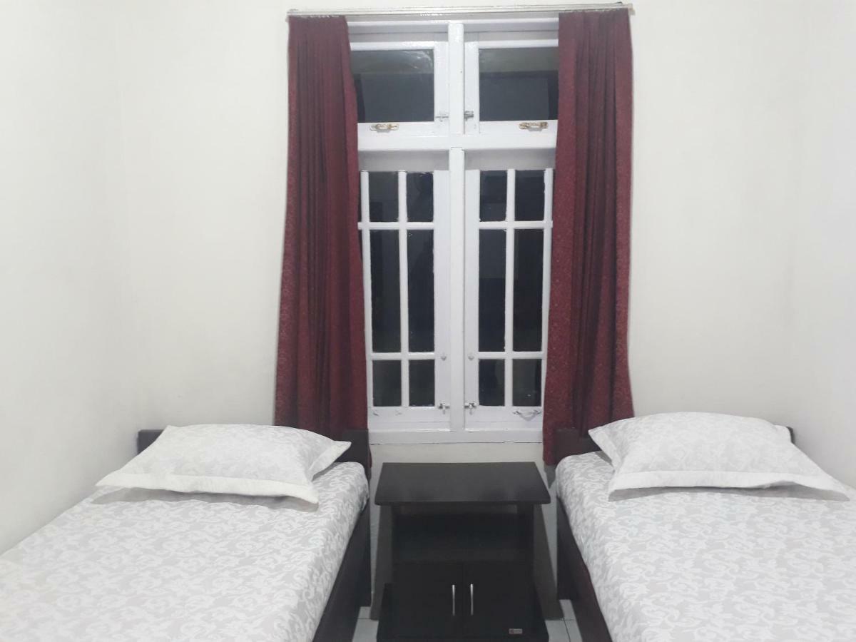Bumimi Homestay Painan 외부 사진